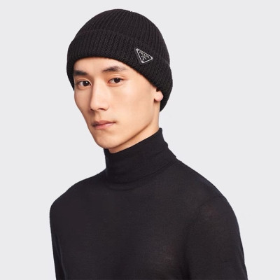 프라다 남/녀 블랙 비니  - Prada Unisex Black Beanie - pr45x