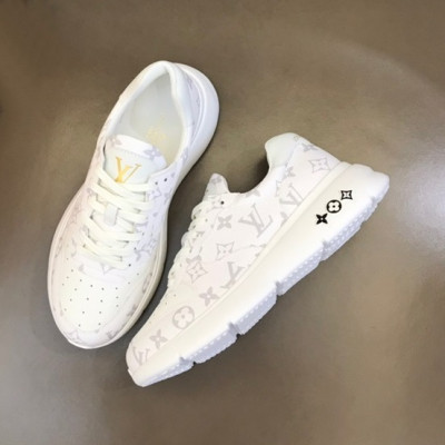 루이비통 남성 화이트 스니커즈 - Louis vuitton Mens White Sneakers - lv792x