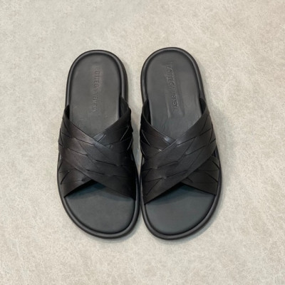 보테가베네타 남성 블랙 슬리퍼 - Bottega veneta Mens Black Slippers - bv83x