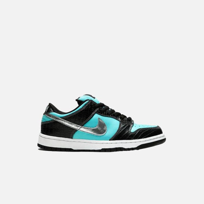 나이키 X 다이아몬드 남/녀 서플라이 SB 덩크 로우 티파니 스니커즈 【매장-40만원대】 - Nike Unisex Blue Sneakers - ni187x