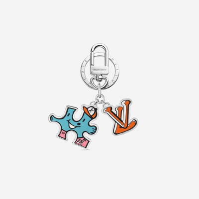 루이비통 남/녀 퍼즐 프렌즈 백 참 & 키 홀더 MP3453 【매장-60만원대】 - Louis vuitton Unisex White Gold Key Ring - acc246x