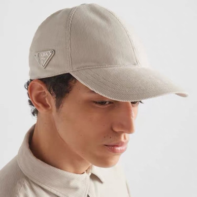 프라다 남/녀 아이보리 볼캡 - Prada Unisex Ivory Ballcap - acc1504x