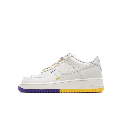 나이키 남/녀 화이트 스니커즈 - Nike Air Force 1 Unisex Sneakers - nis432x