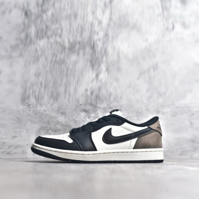 나이키 남/녀 로우 스니커즈 - Nike Air Jordan 1 Low Unisex Sneaker - nis2987x