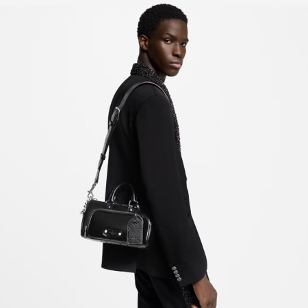 루이비통 남성 키폴 카고 반둘리에 25 M13988 - Louis vuitton Mens Keepall Cargo Bandouliere 25 - lvb5303x