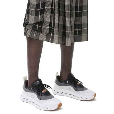 매장판 로에베 x 온 러닝 남/녀 클라우드틸트 2.0 스니커즈 - Loewe x On Unisex Cloudtilt 2.0 Sneaker - los5603x