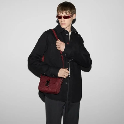 구찌 남성 GG 슈프림 카메라 백 - Gucci Mens GG Supreme Bag - gub5702x