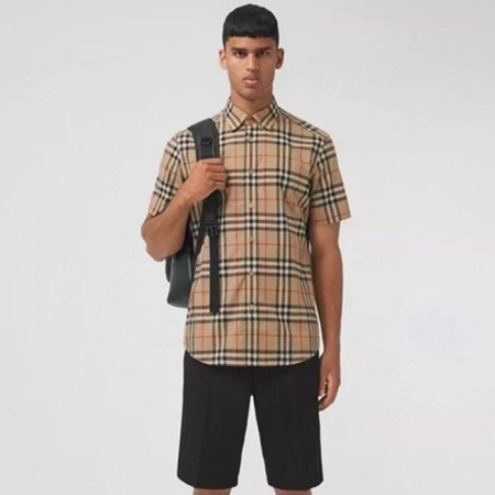 버버리 남성 빈티지 반팔 셔츠 - Burberry Mens Vintage Thirts - buc7325x