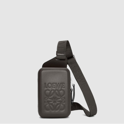 로에베 남성 몰드 슬링 백 - Loewe Mens Molded Slingbag - lob8190x